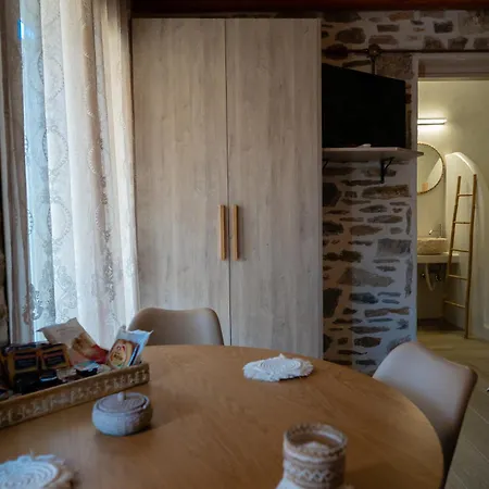 Apartment Epithea Keli